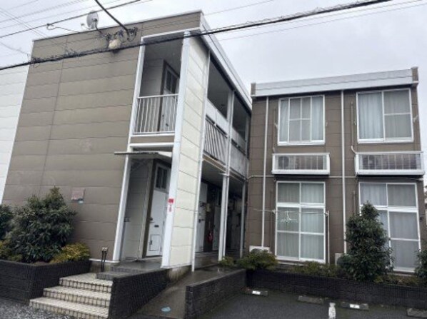 レオパレスワタルの物件外観写真